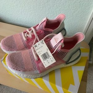 BNWT Adidas Ultraboost